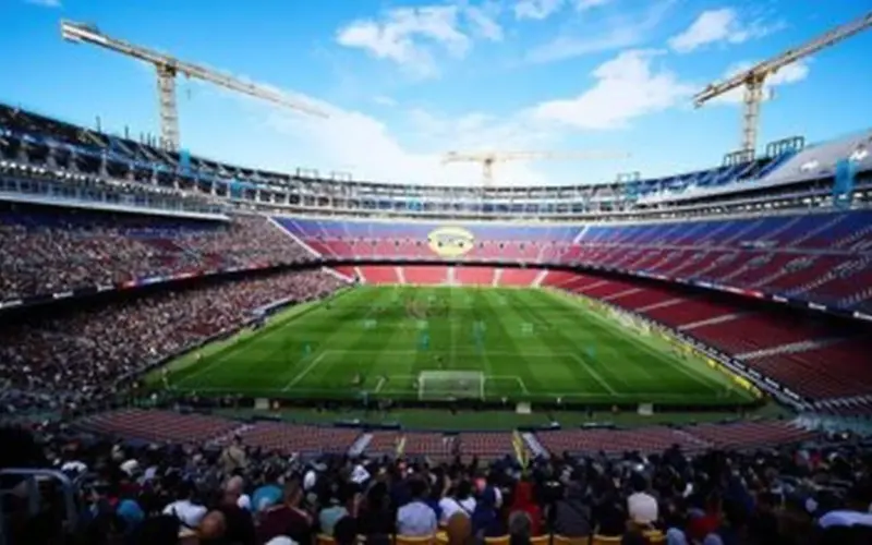 برشلونة يقترب من الترشح لاستضافة نهائي دوري الأبطال 2029